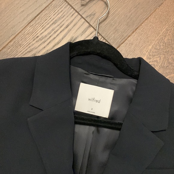 Aritzia La Paz Blazer - Picture 3 of 5